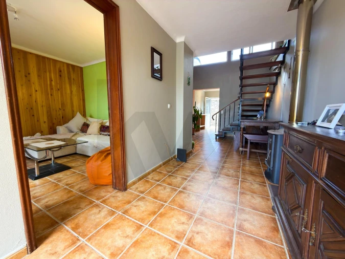 Moradia T2 para Venda em Algarvia Foto 3