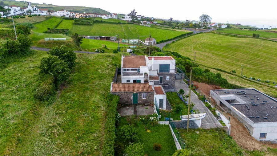 Moradia T2 para Venda em Algarvia Foto 39