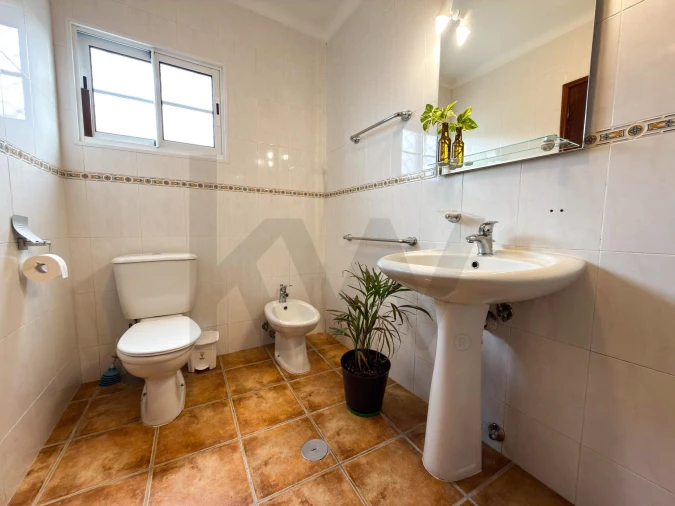 Moradia T2 para Venda em Algarvia Foto 15