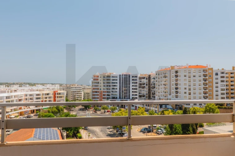 Apartamento T2 para Venda em Portimão Foto 23