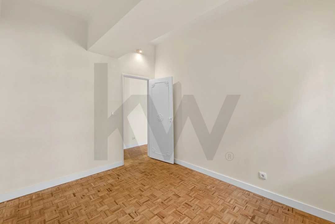 Apartamento T2 para Arrendamento em São Domingos de Benfica Foto 14
