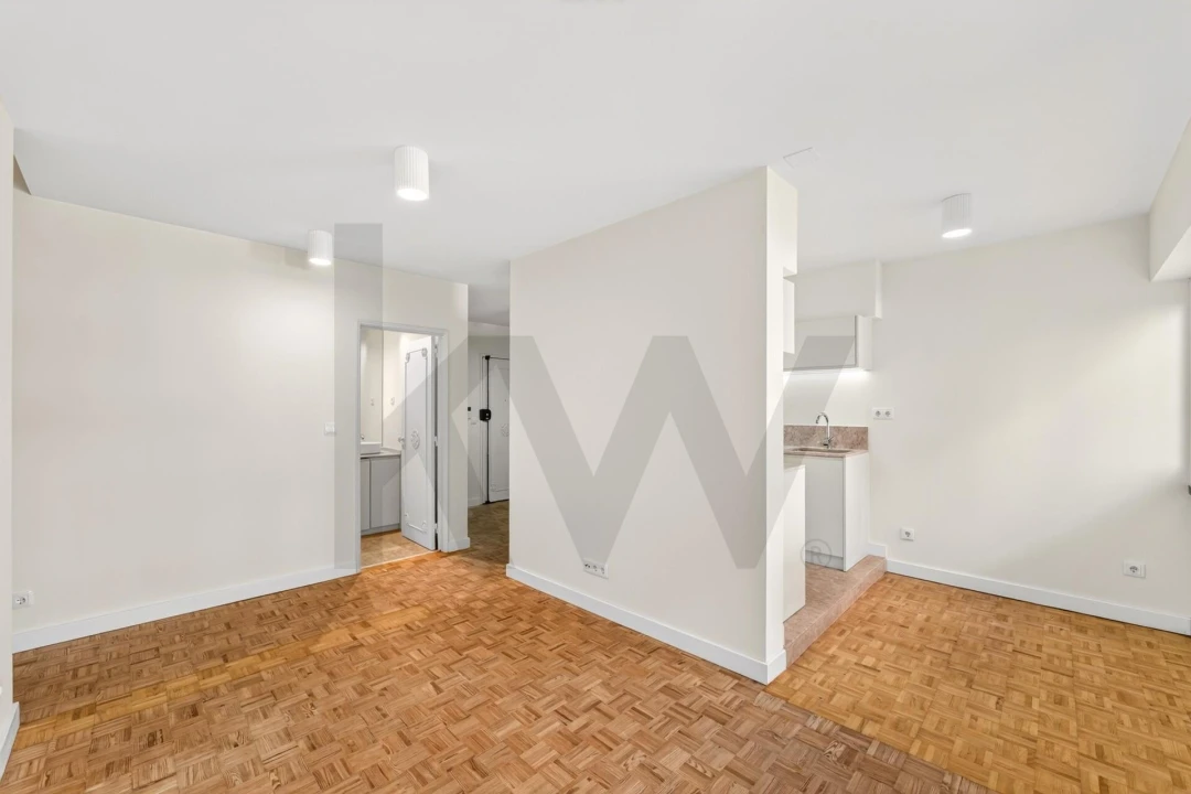 Apartamento T2 para Arrendamento em São Domingos de Benfica Foto 1