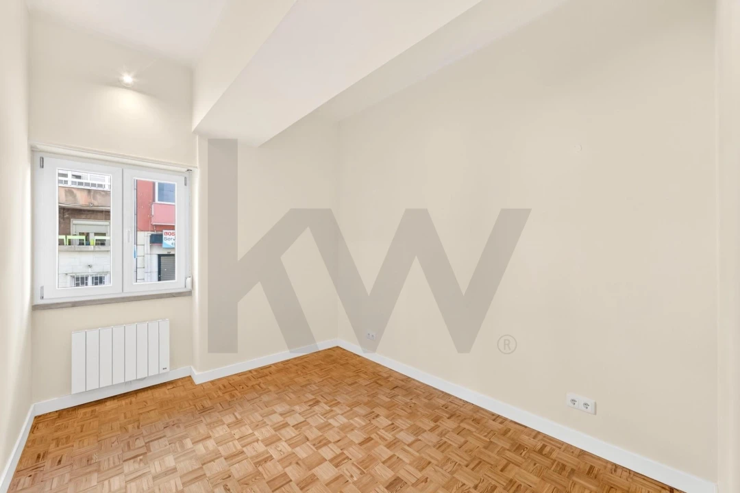 Apartamento T2 para Arrendamento em São Domingos de Benfica Foto 11