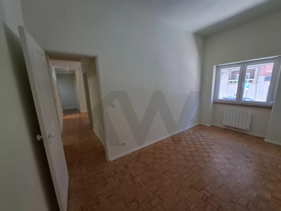 Apartamento T2 para Arrendamento em São Domingos de Benfica Foto 20