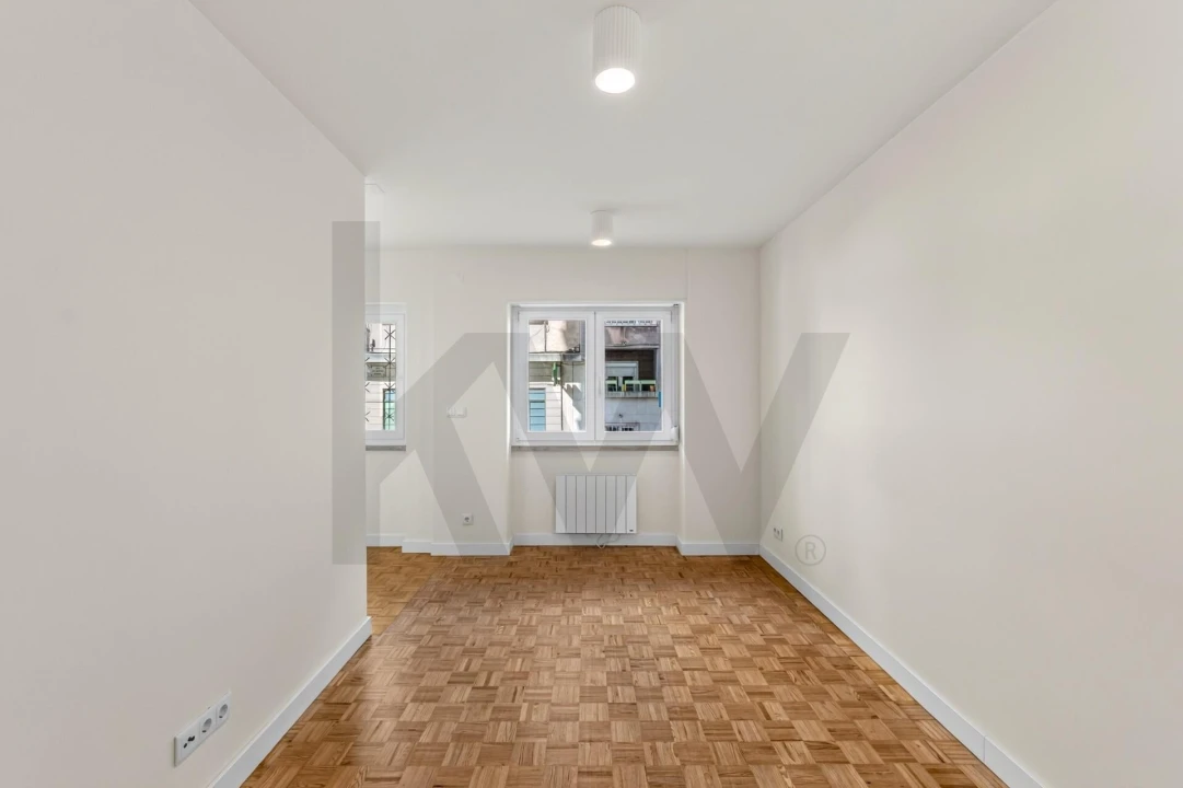 Apartamento T2 para Arrendamento em São Domingos de Benfica Foto 2