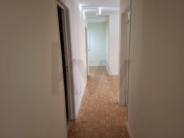 Apartamento T2 para Arrendamento em São Domingos de Benfica