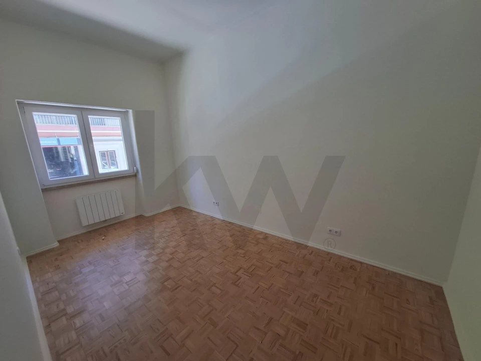 Apartamento T2 para Arrendamento em São Domingos de Benfica Foto 18