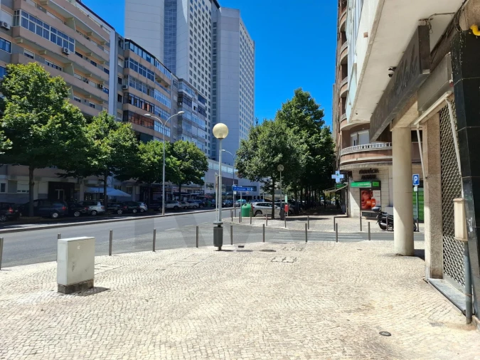 Apartamento T2 para Arrendamento em São Domingos de Benfica Foto 21