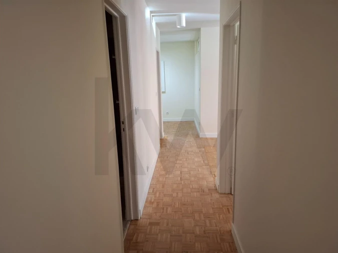 Apartamento T2 para Arrendamento em São Domingos de Benfica Foto 17