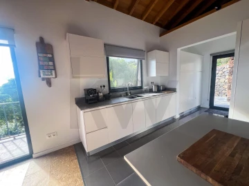 Moradia T3 para Venda em Santo Espirito