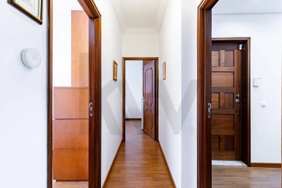Apartamento T3 para Venda em Mafamude e Vilar do Paraíso
