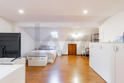 Apartamento T3 para Venda em Mafamude e Vilar do Paraíso