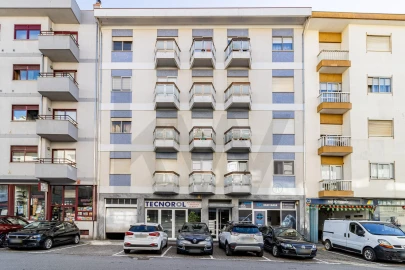Apartamento T3 para Venda em Mafamude e Vilar do Paraíso
