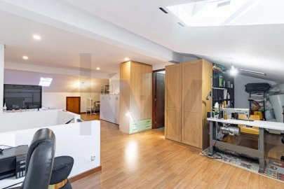 Apartamento T3 para Venda em Mafamude e Vilar do Paraíso