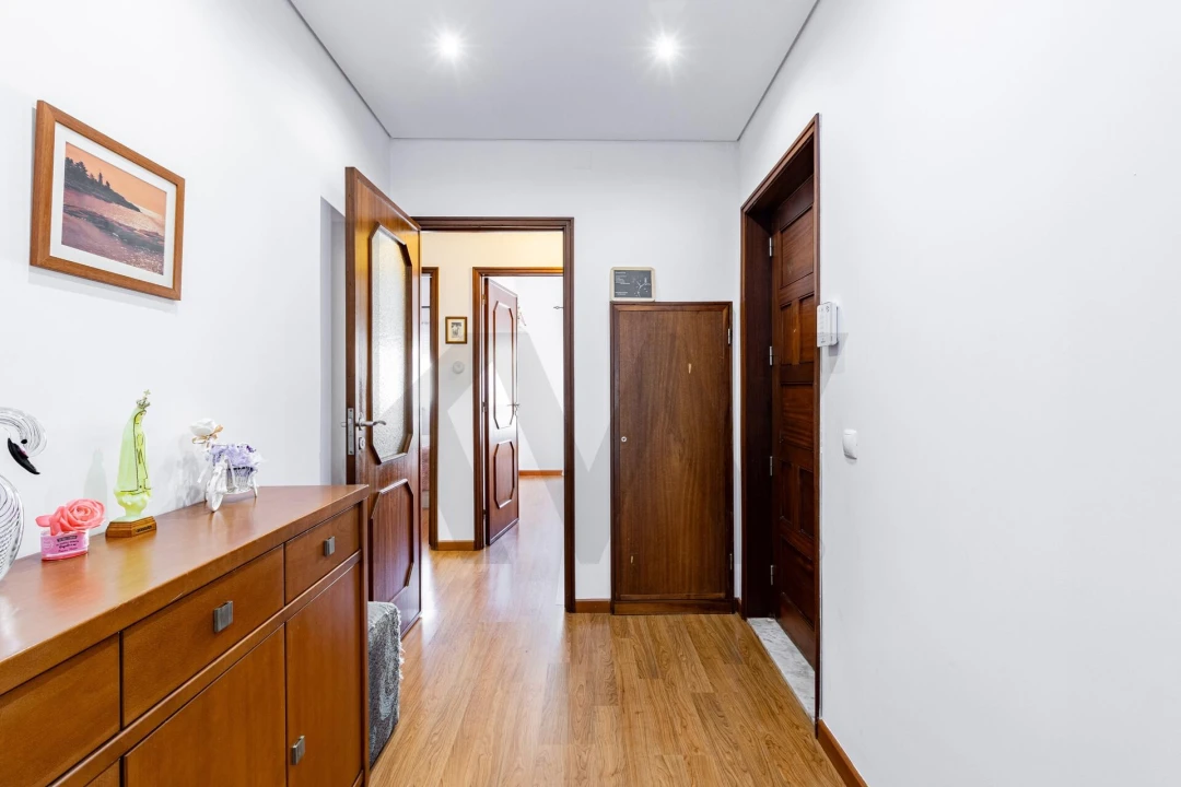 Apartamento T3 para Venda em Mafamude e Vilar do Paraíso Foto 14