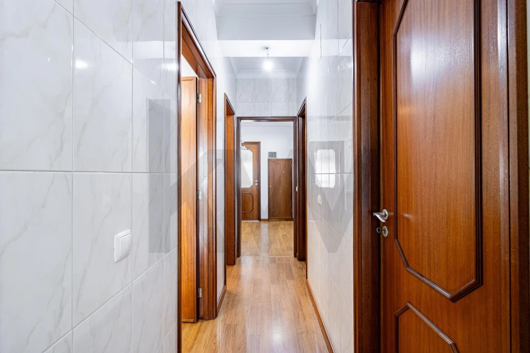 Apartamento T3 para Venda em Mafamude e Vilar do Paraíso Foto 11