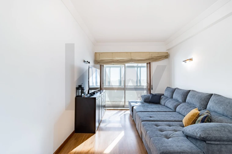 Apartamento T3 para Venda em Mafamude e Vilar do Paraíso Foto 3