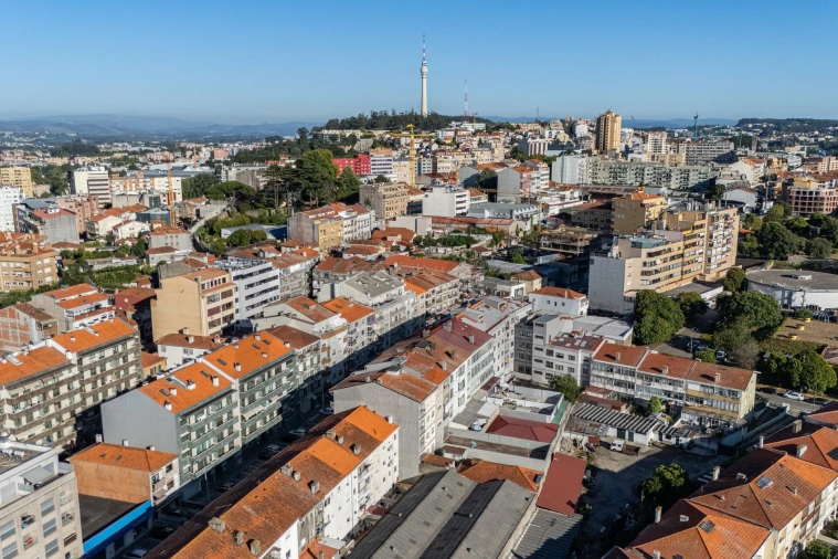 Apartamento T3 para Venda em Mafamude e Vilar do Paraíso Foto 34