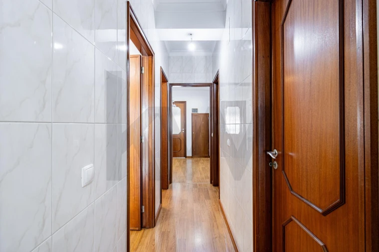 Apartamento T3 para Venda em Mafamude e Vilar do Paraíso Foto 11