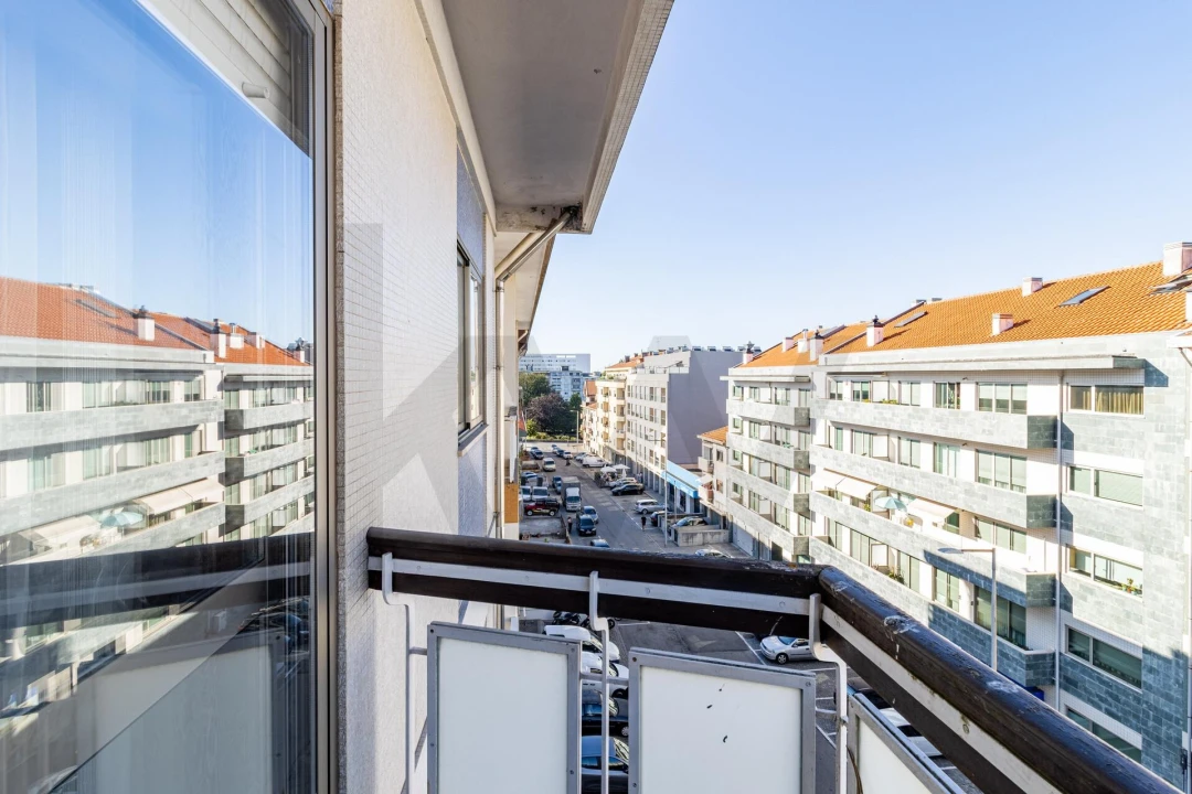 Apartamento T3 para Venda em Mafamude e Vilar do Paraíso Foto 18