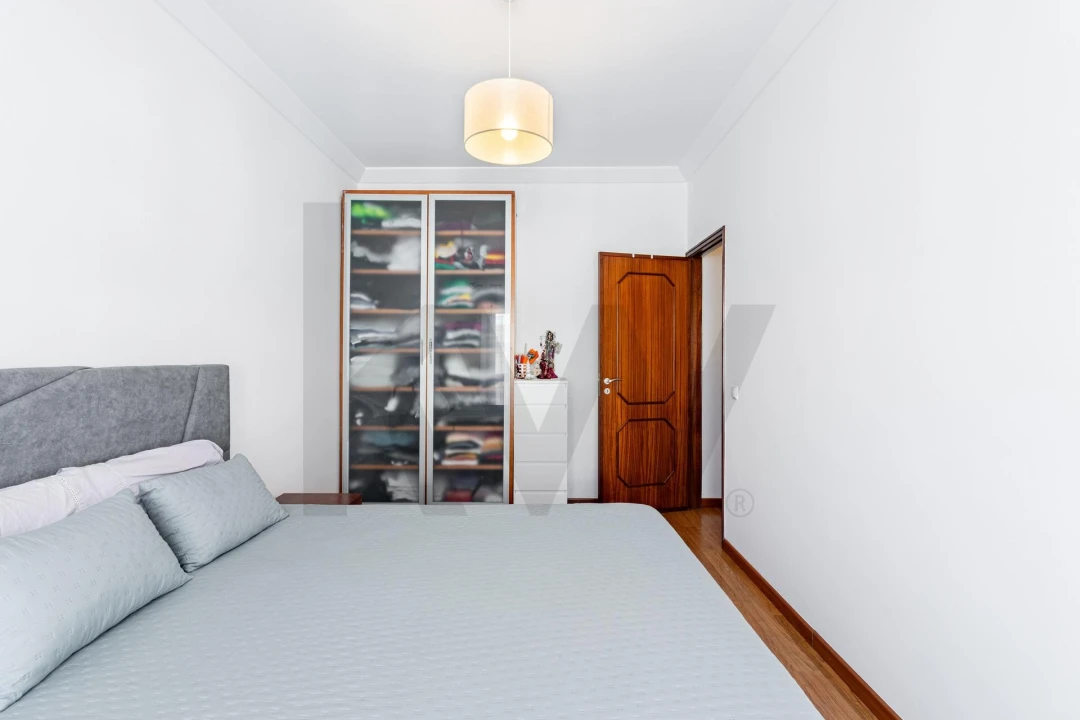 Apartamento T3 para Venda em Mafamude e Vilar do Paraíso Foto 22