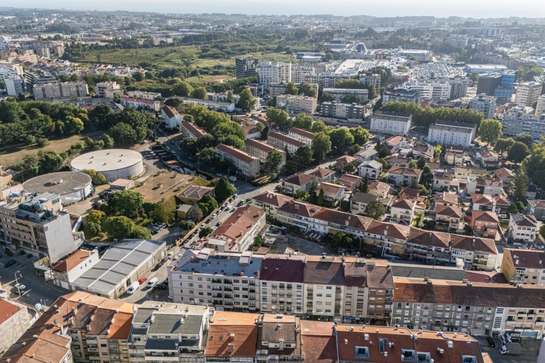 Apartamento T3 para Venda em Mafamude e Vilar do Paraíso Foto 35