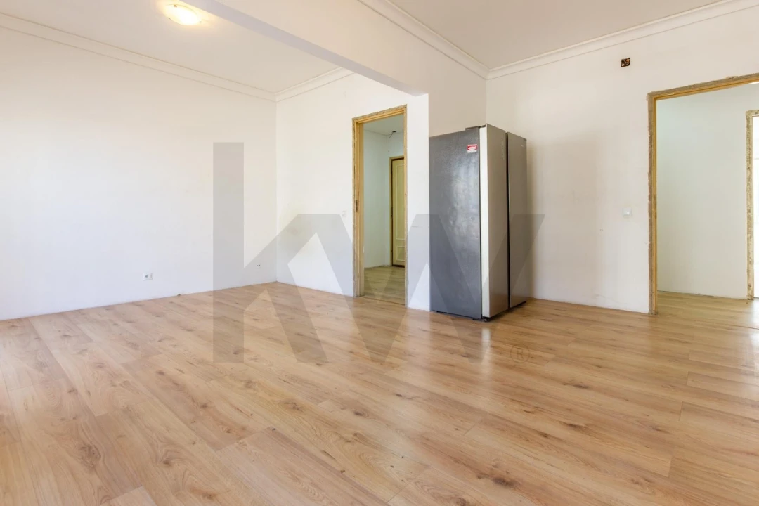 Apartamento T4 para Venda em Alfragide Foto 6