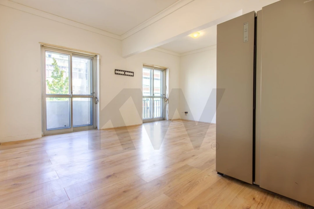 Apartamento T4 para Venda em Alfragide Foto 7