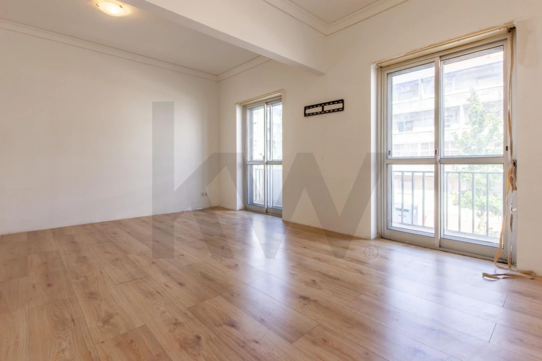 Apartamento T4 para Venda em Alfragide Foto 5