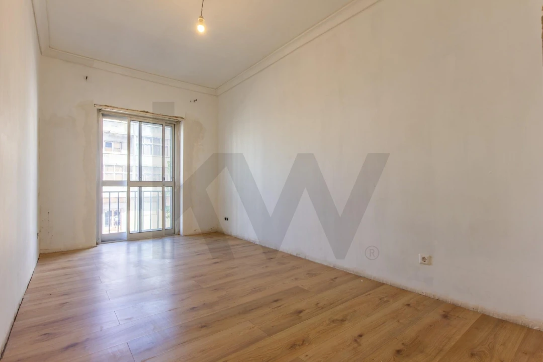 Apartamento T4 para Venda em Alfragide Foto 18