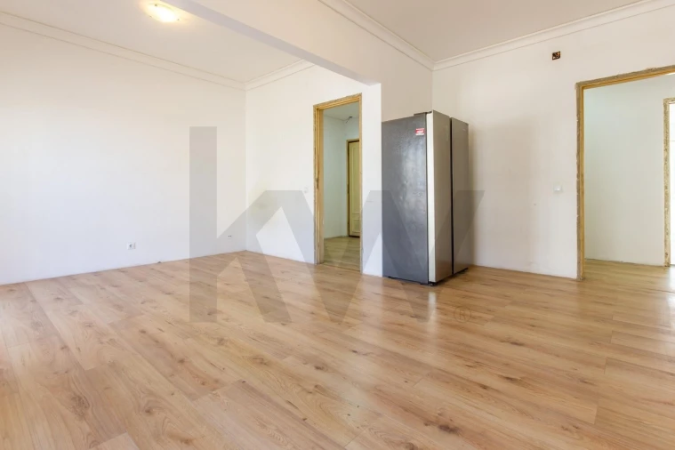 Apartamento T4 para Venda em Alfragide Foto 6