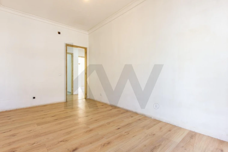 Apartamento T4 para Venda em Alfragide Foto 21