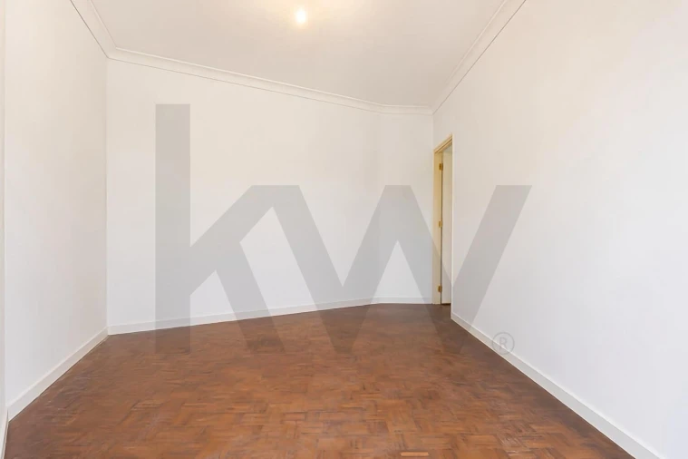 Apartamento T4 para Venda em Alfragide Foto 25