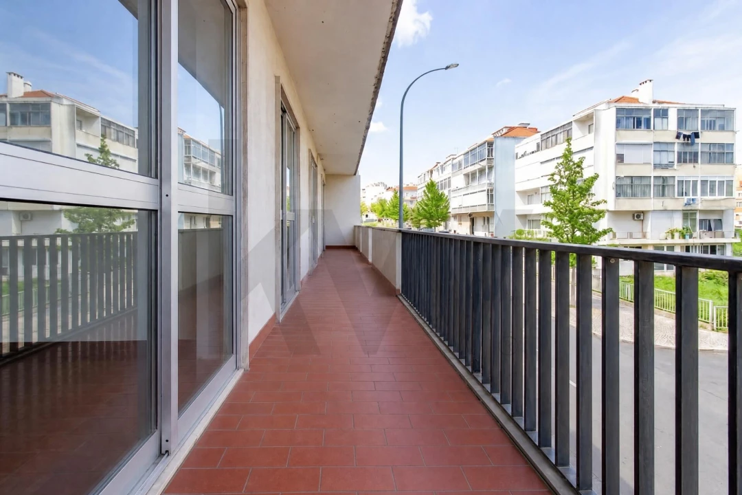 Apartamento T4 para Venda em Alfragide Foto 36