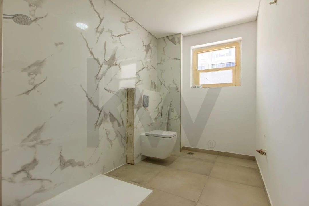 Apartamento T4 para Venda em Alfragide Foto 30