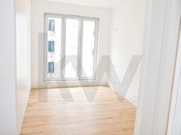 Apartamento T4 para Venda em Avenidas Novas