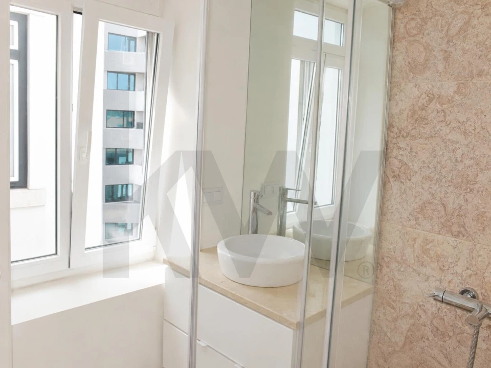 Apartamento T4 para Venda em Avenidas Novas Foto 23
