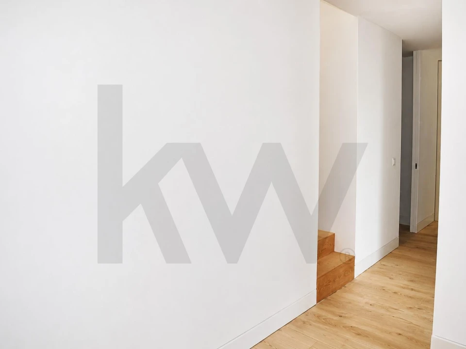 Apartamento T4 para Venda em Avenidas Novas Foto 34