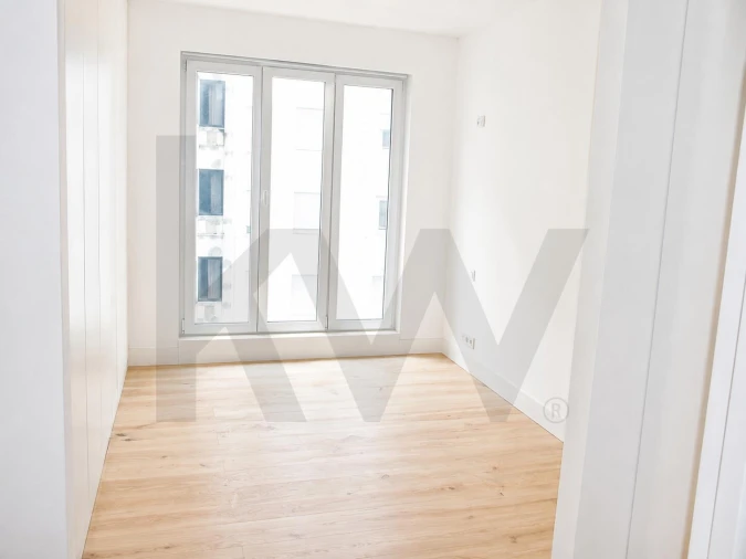 Apartamento T4 para Venda em Avenidas Novas Foto 12