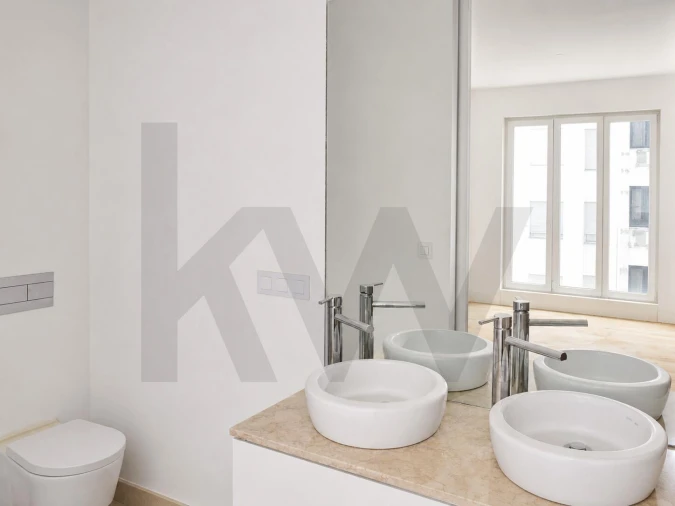 Apartamento T4 para Venda em Avenidas Novas Foto 16
