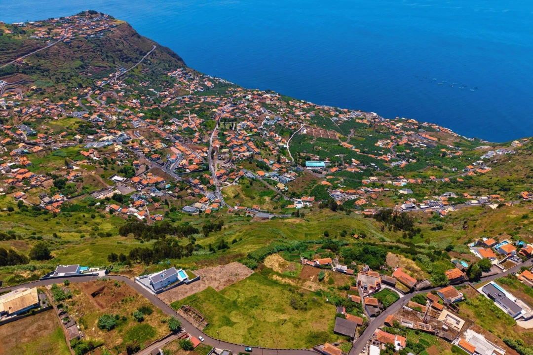 Terreno para Venda em Arco da Calheta Foto 19