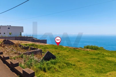 Terreno para Venda em Arco da Calheta