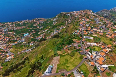 Terreno para Venda em Arco da Calheta