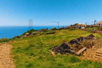 Terreno para Venda em Arco da Calheta