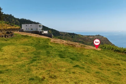 Terreno para Venda em Arco da Calheta
