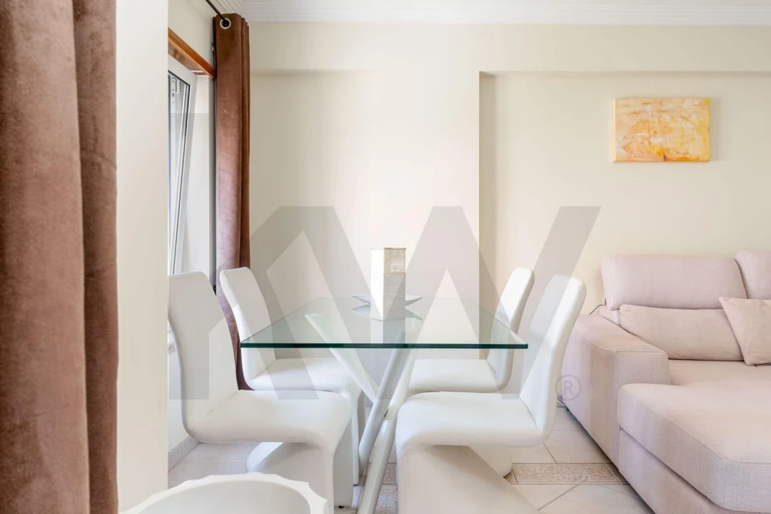 Apartamento T2 para Venda em Corroios Foto 11
