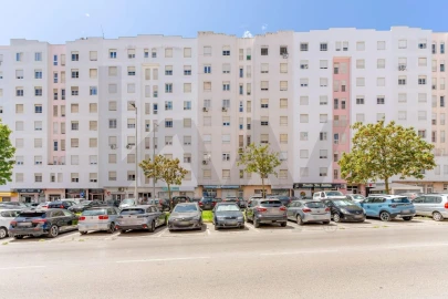 Apartamento T2 para Venda em Corroios