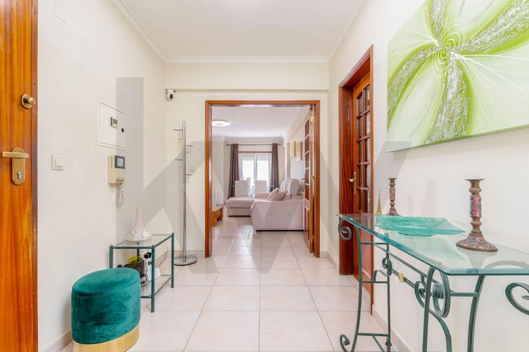 Apartamento T2 para Venda em Corroios Foto 35