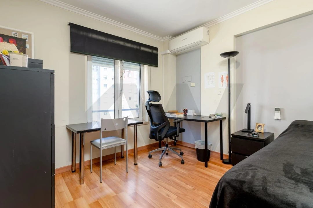 Apartamento T2 para Venda em Corroios Foto 20