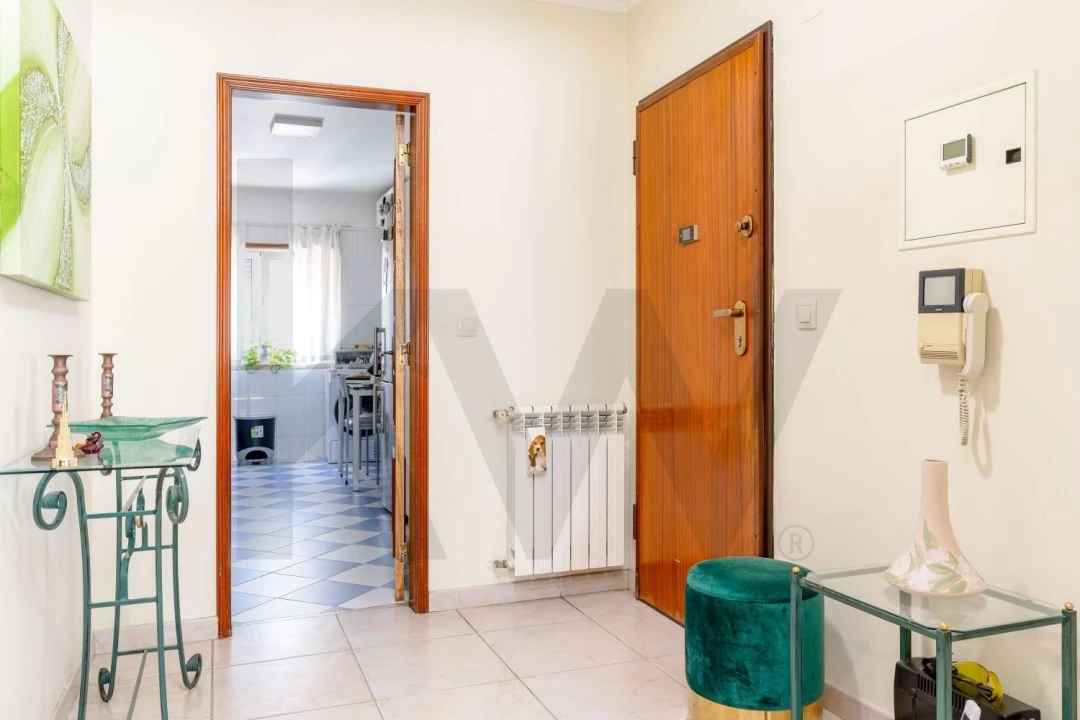 Apartamento T2 para Venda em Corroios Foto 28